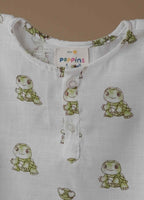Cute Tortoise Print Kurta Set - Green